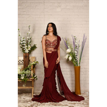 Saree Gowns: The Glamorous Indo-Western Attire for Contemporary Women