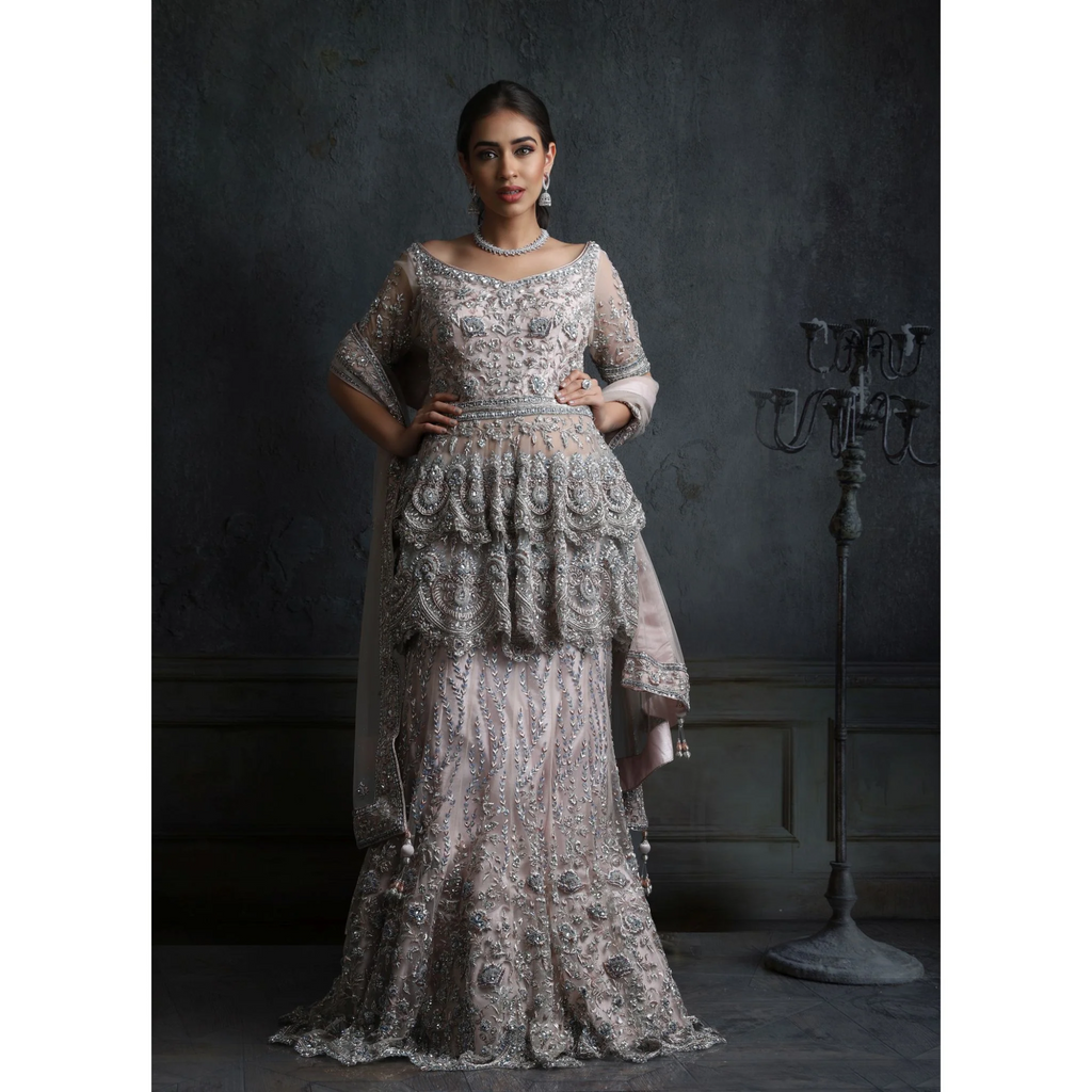 The Reasons Why Anarkali Sets Make Great Wedding Outfits